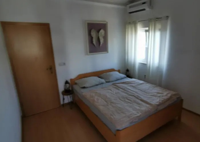 Mala Vala #2 - Seeview - 120 Qm - 3 Sz - Max 6 Pers * Trogir